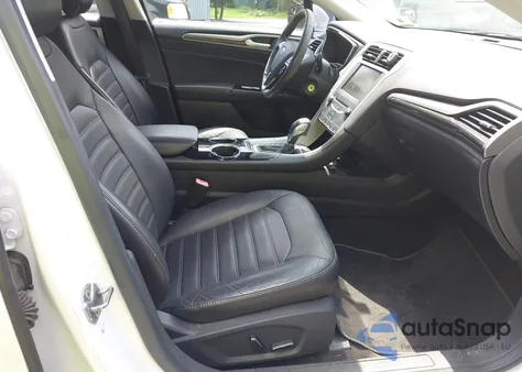 2013 Ford Fusion Se z USA, uszkodzony, nr VIN 3FA6P0HR0DR109983